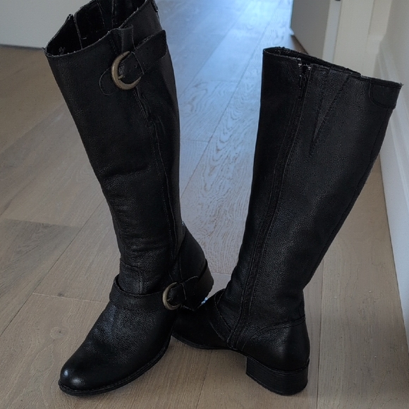 boc Black Heeled Boots - Picture 1 of 9